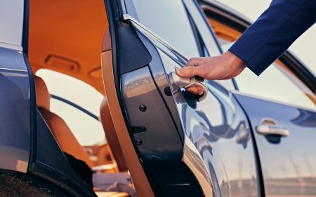 Premium Door-to-Door Car Services in Queen Anne, WA: Luxury Transportation at Your Convenience